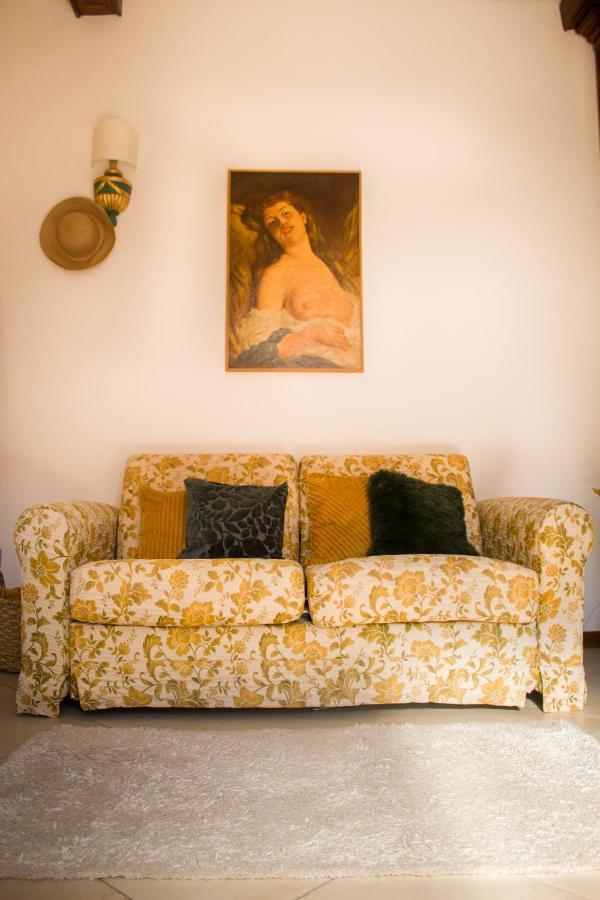 9 Stylish Suite In Unirii Square ทิมิชัวรา ภายนอก รูปภาพ